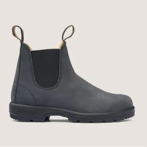 Blundstone Chelsea boots